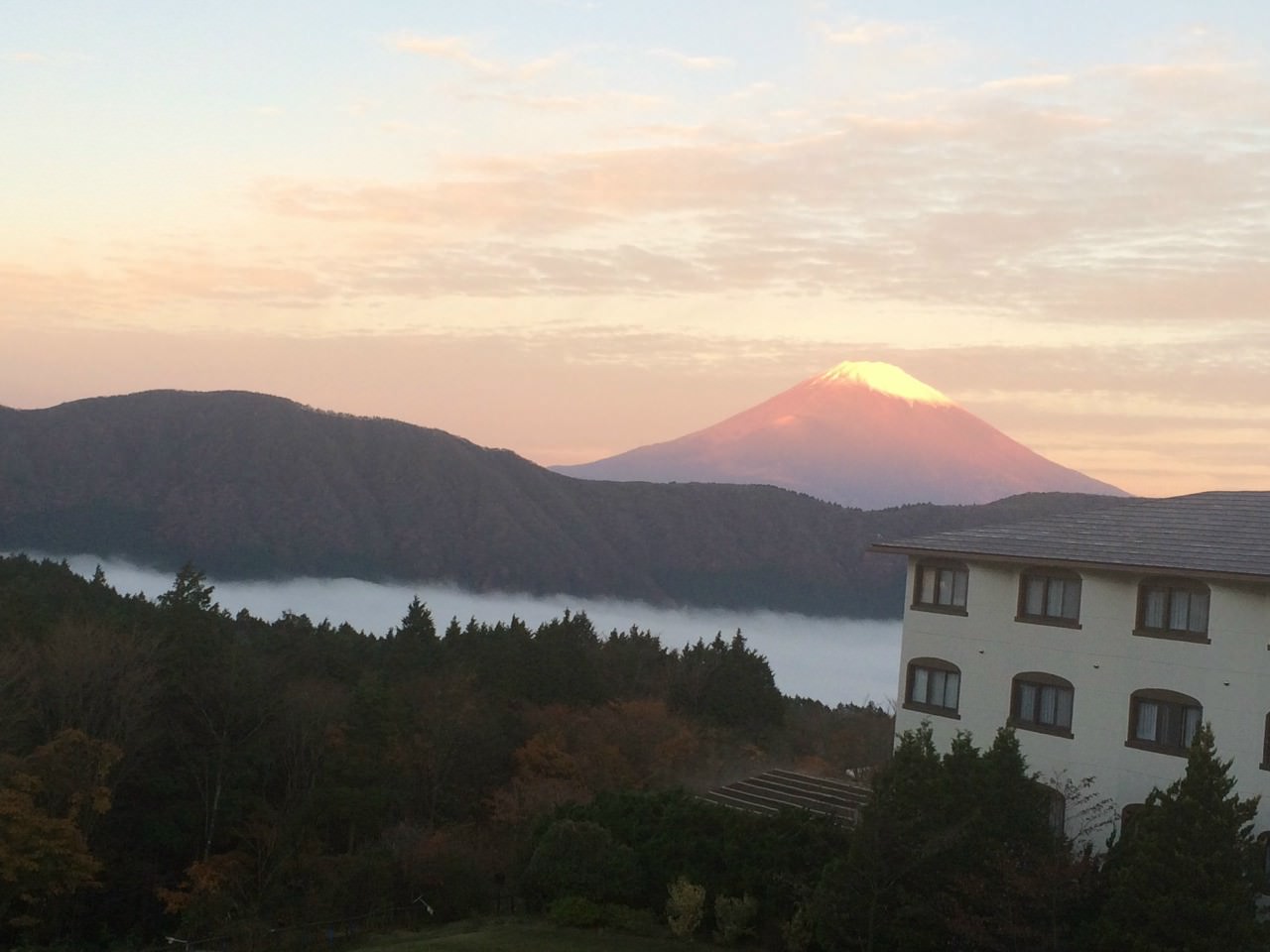 早晨, 紅富士山!