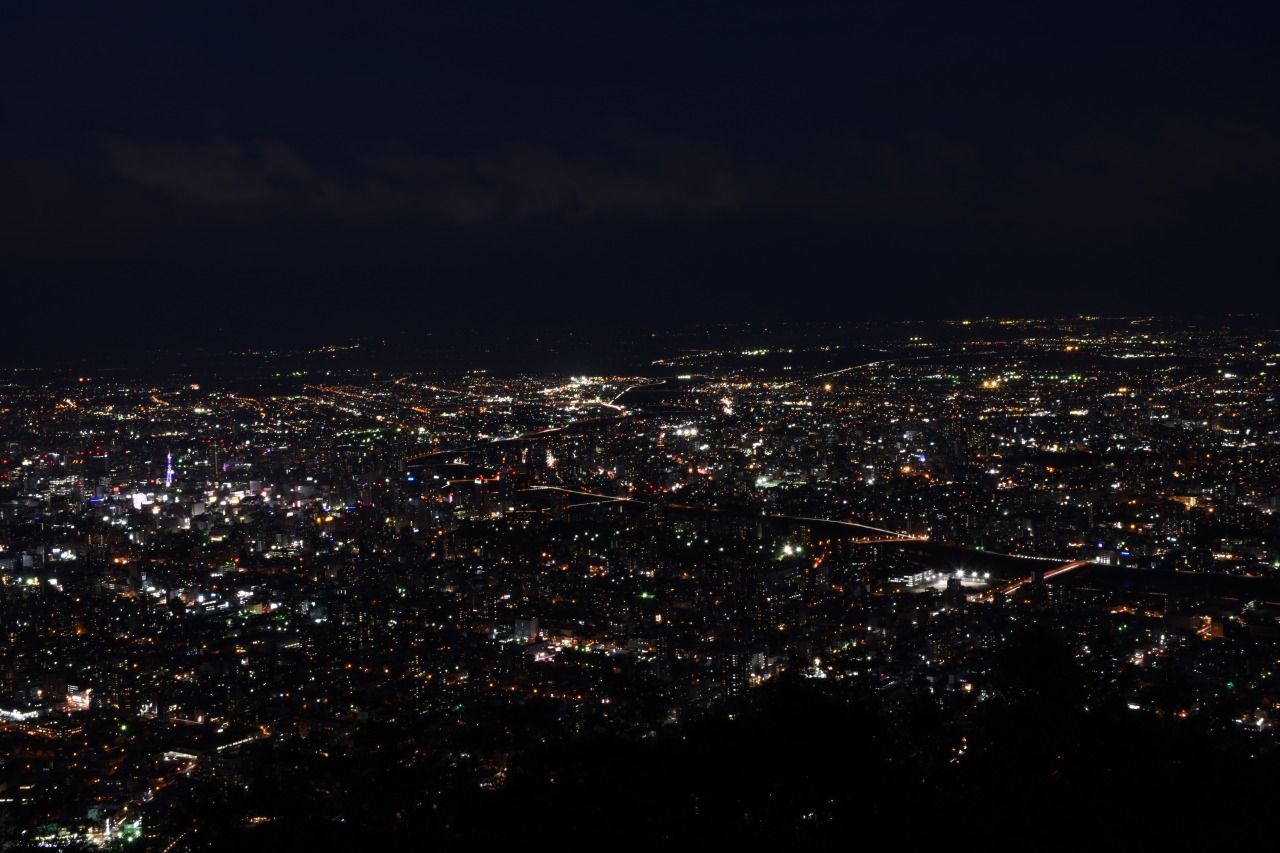 日本新三大夜景-札幌岩藻山美麗的夜景