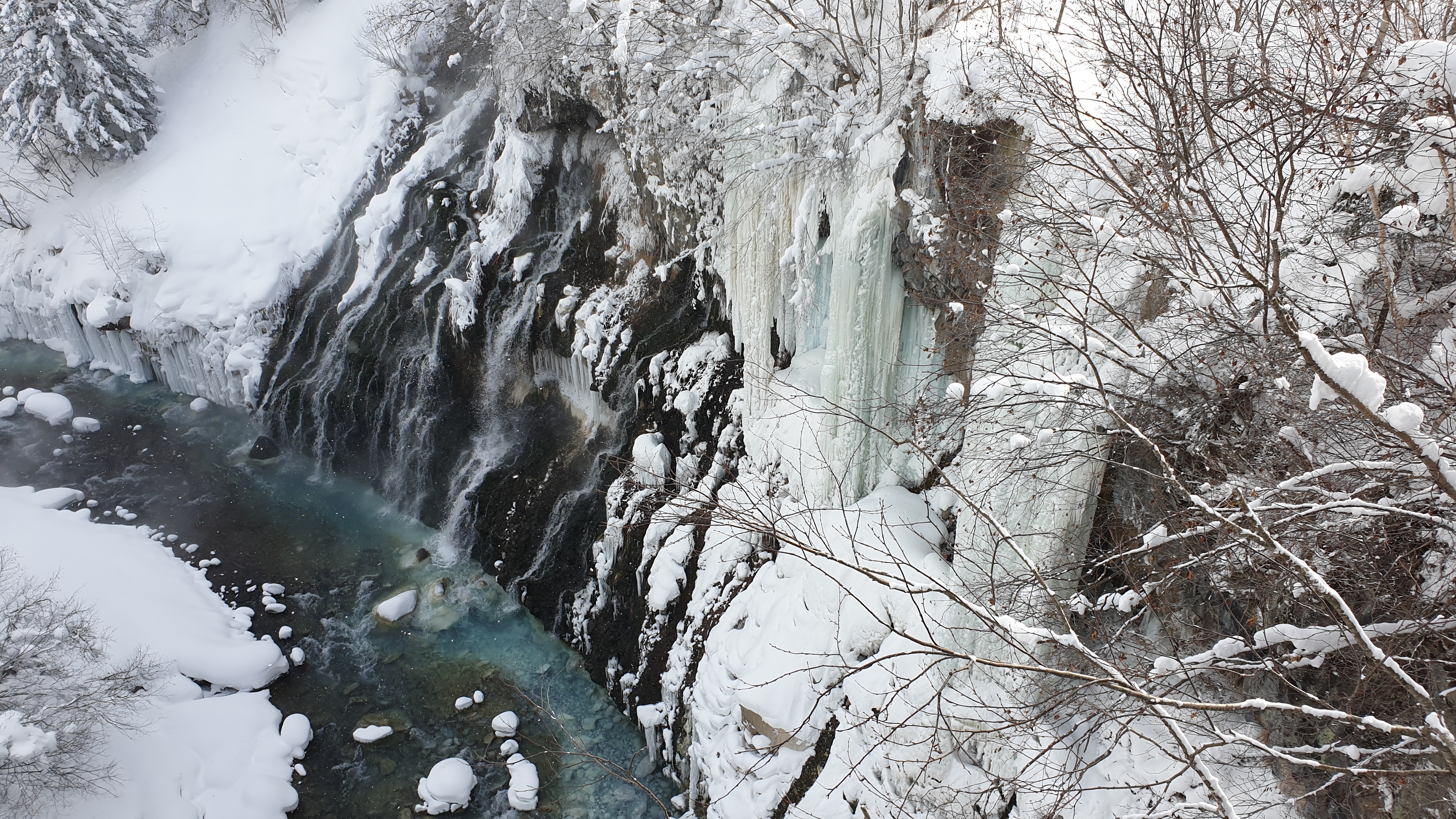 Freezing water at Shirahige waterfall, Biei.